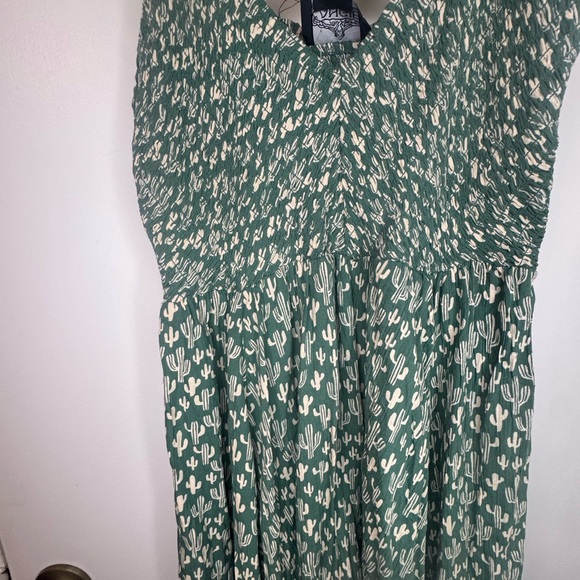 4/$10 Angie Cactus Print Women’s Dress - Picture 6 of 11